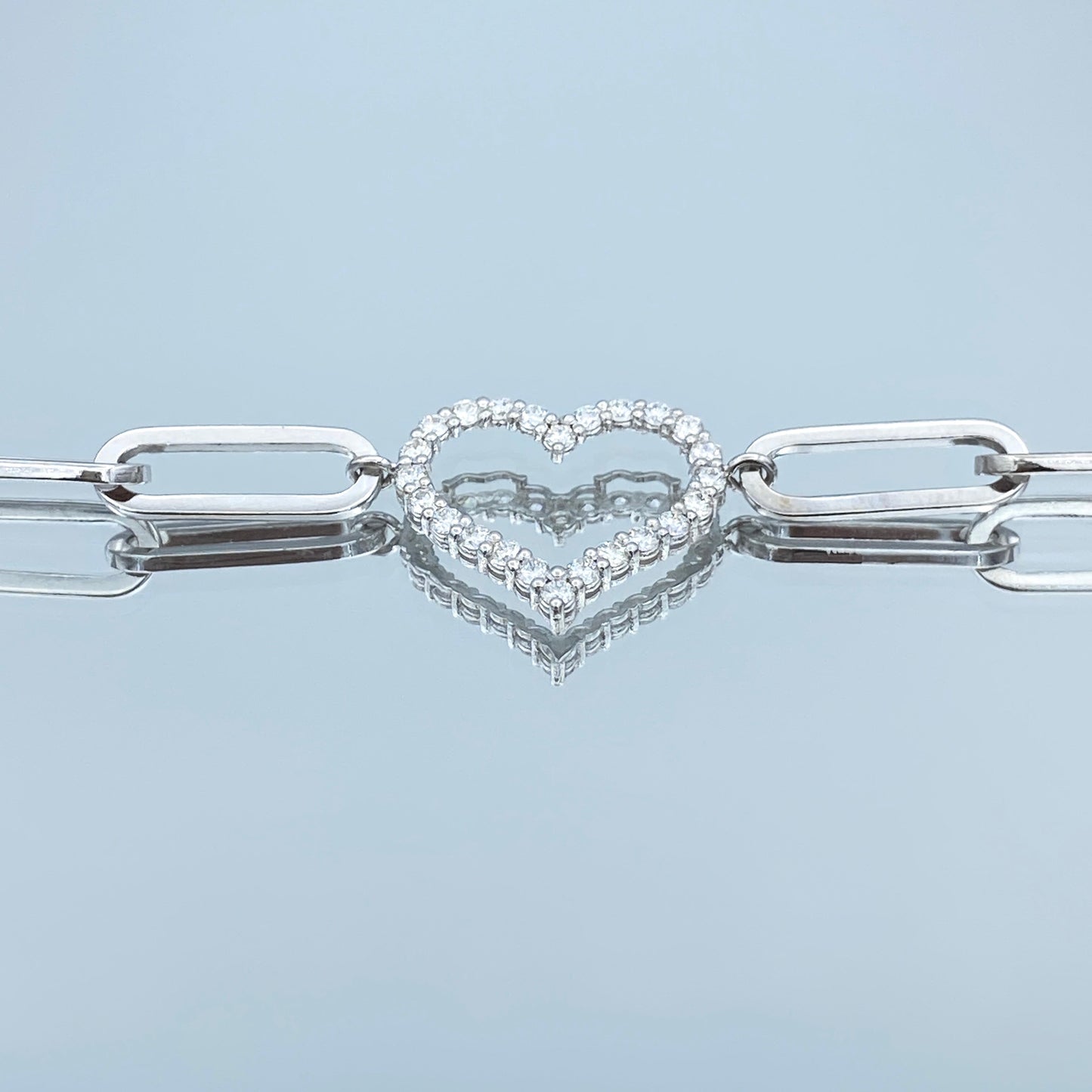 Heart Charm Paperclip Link Bracelet in 14K Gold