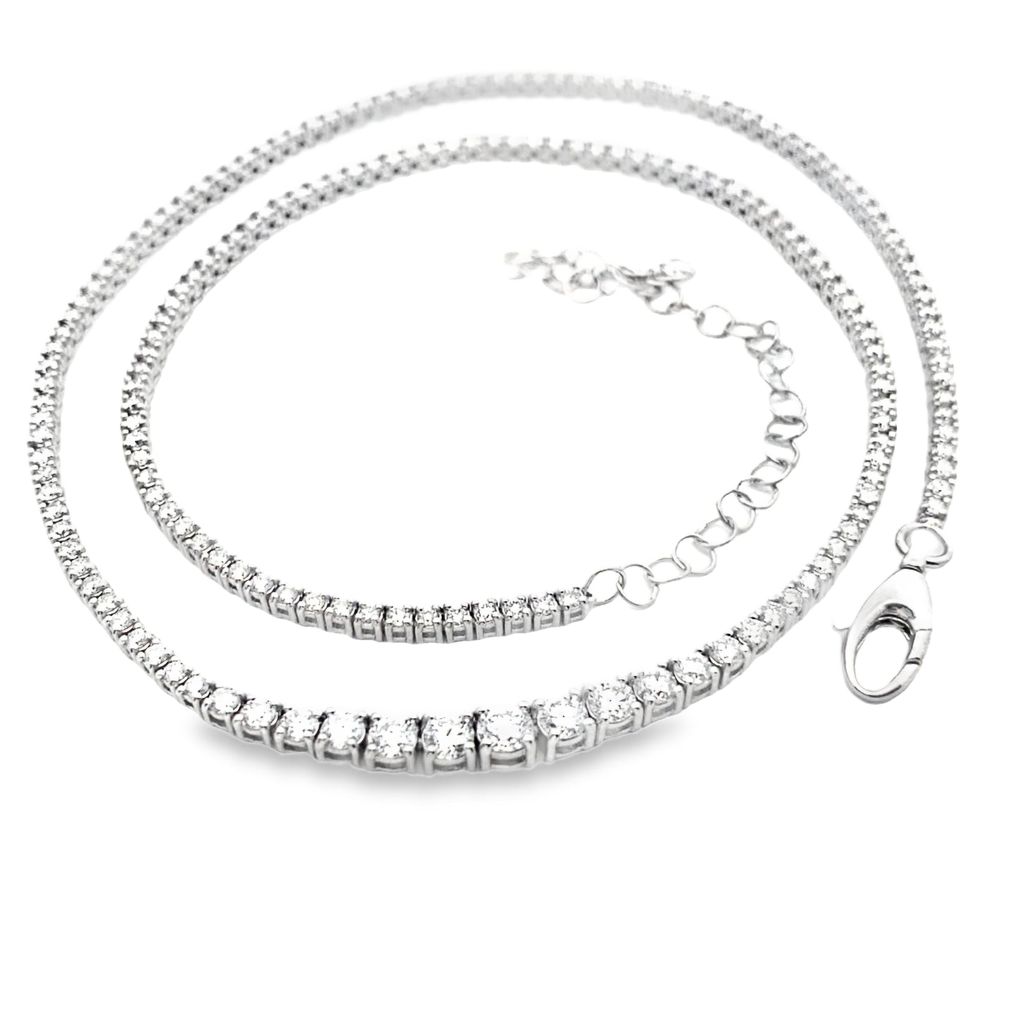 Graduated Diamond Tennis Necklace in 14K Gold
