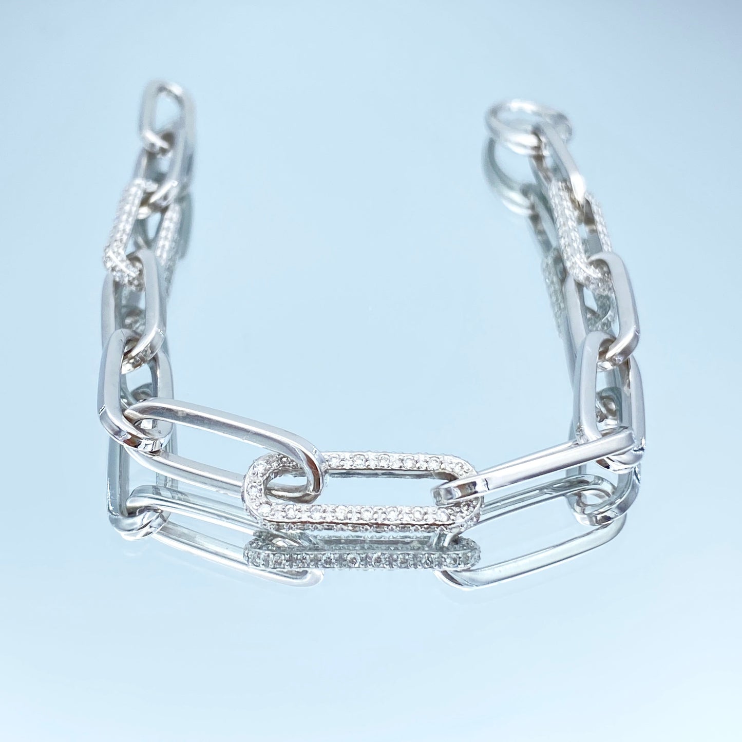 Diamond Paperclip Link Bracelet in 14K Gold