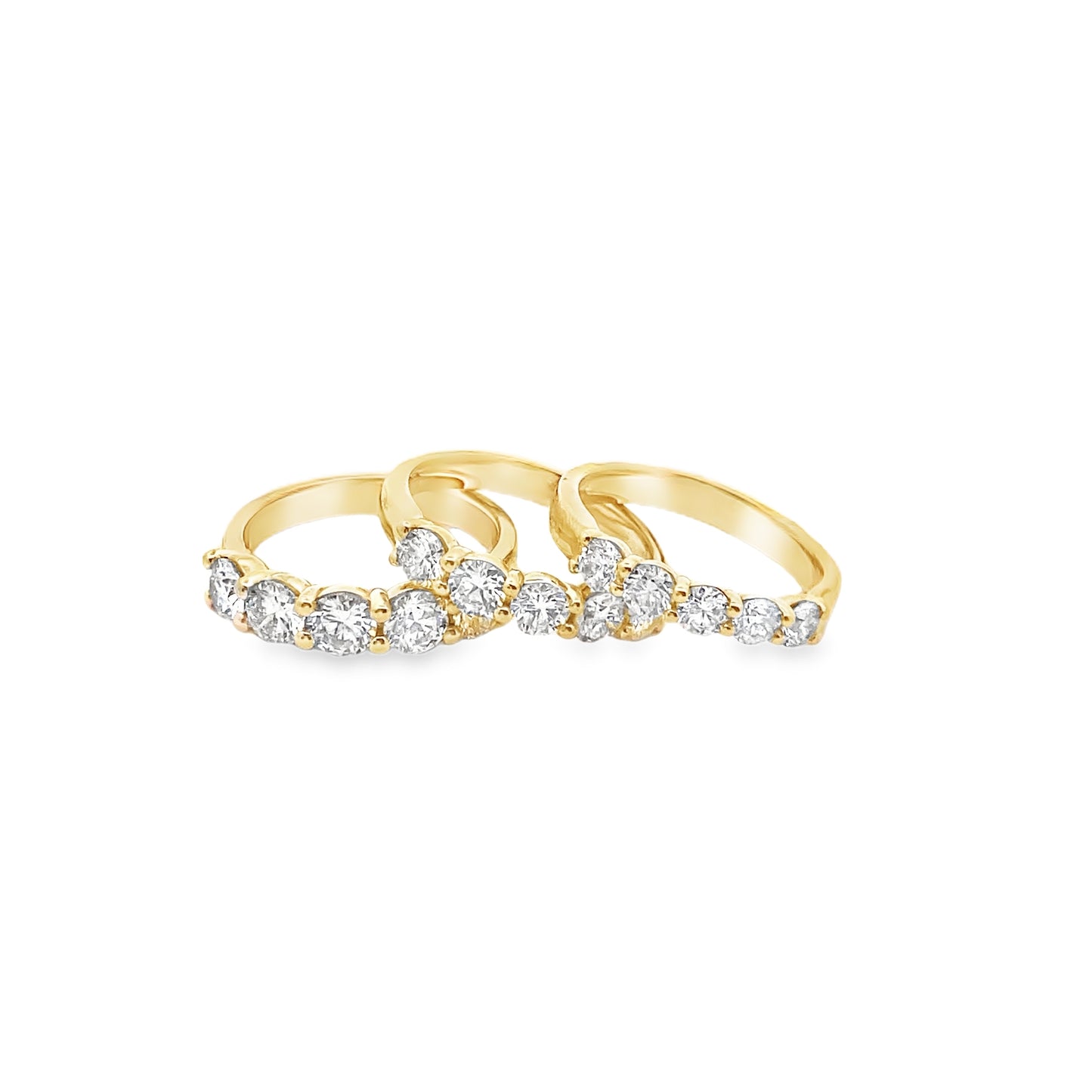 Shared Prong Halfway Diamond Ring in 14K Gold