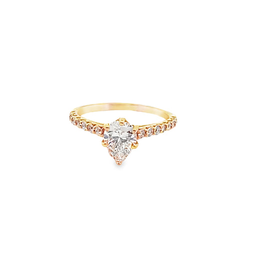 Pear-Shaped Diamond Engagement Ring in 14K Yellow Gold