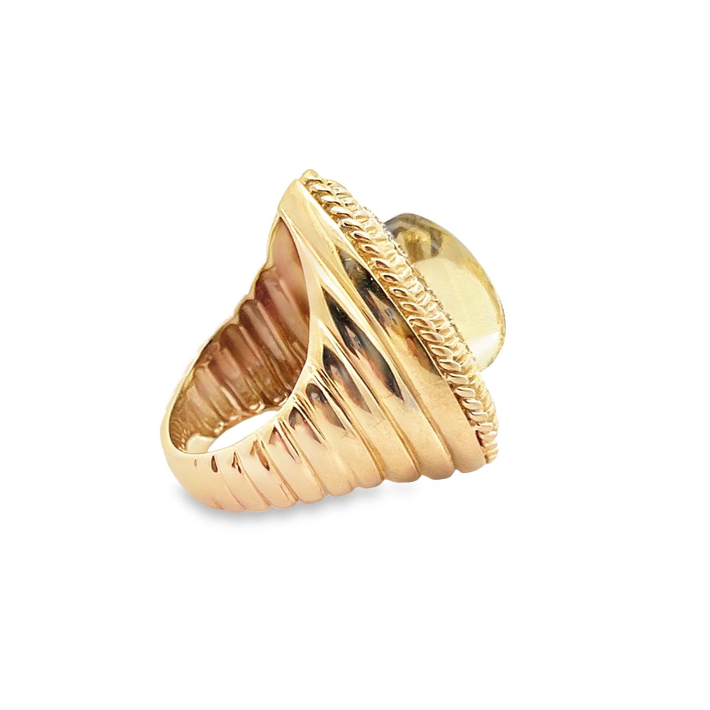 Cabochon Green Tourmaline Vintage Ring in 14K Yellow Gold