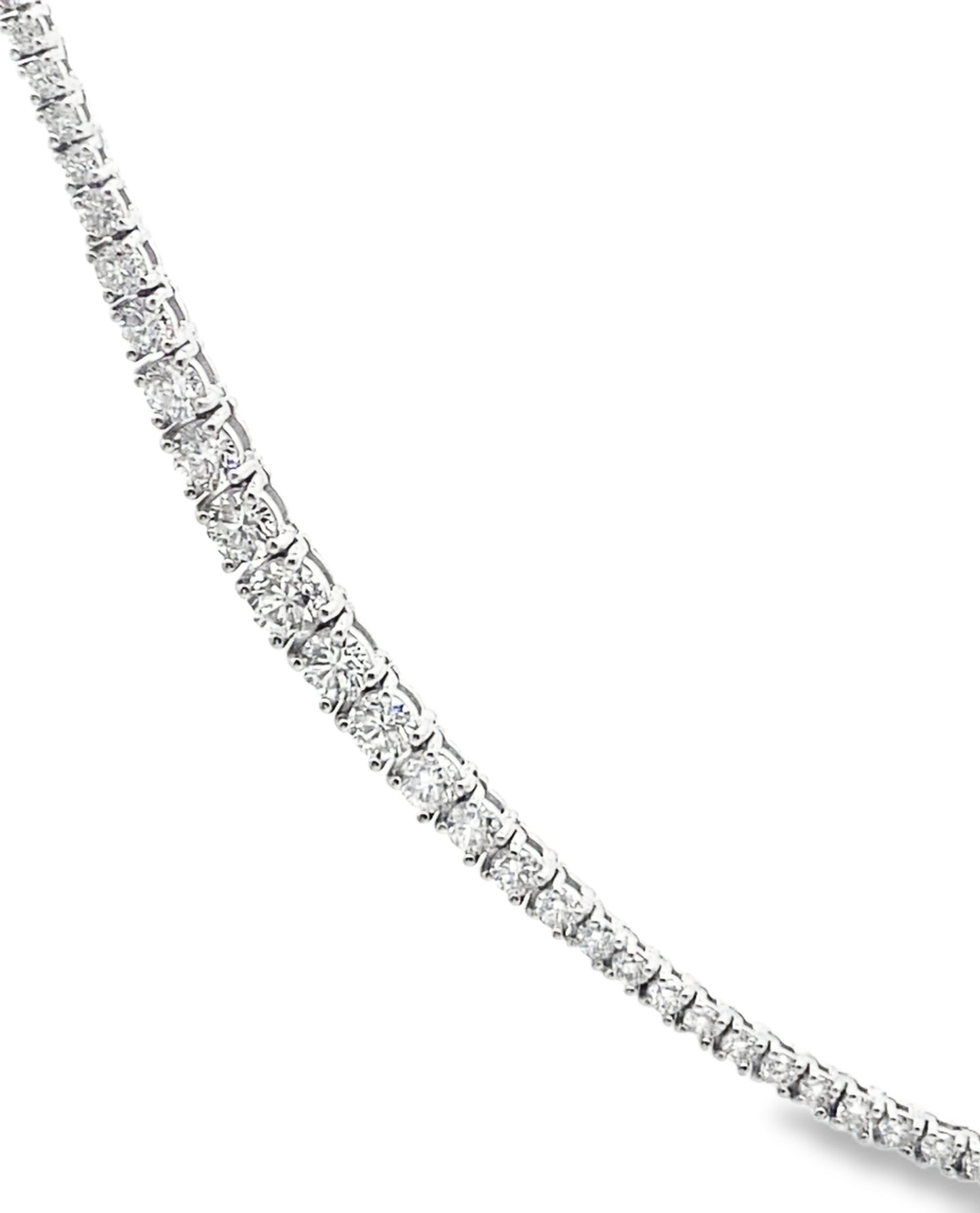 Graduated Diamond Tennis Necklace in 14K Gold