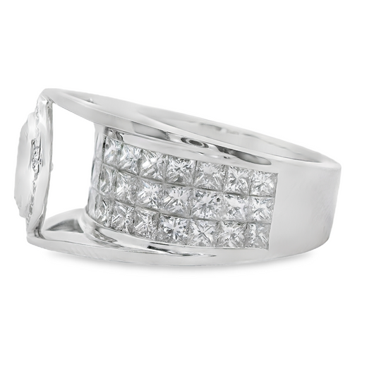 Unique Marquise-Cut and Princess-Cut Diamond Engagement Ring in Platinum