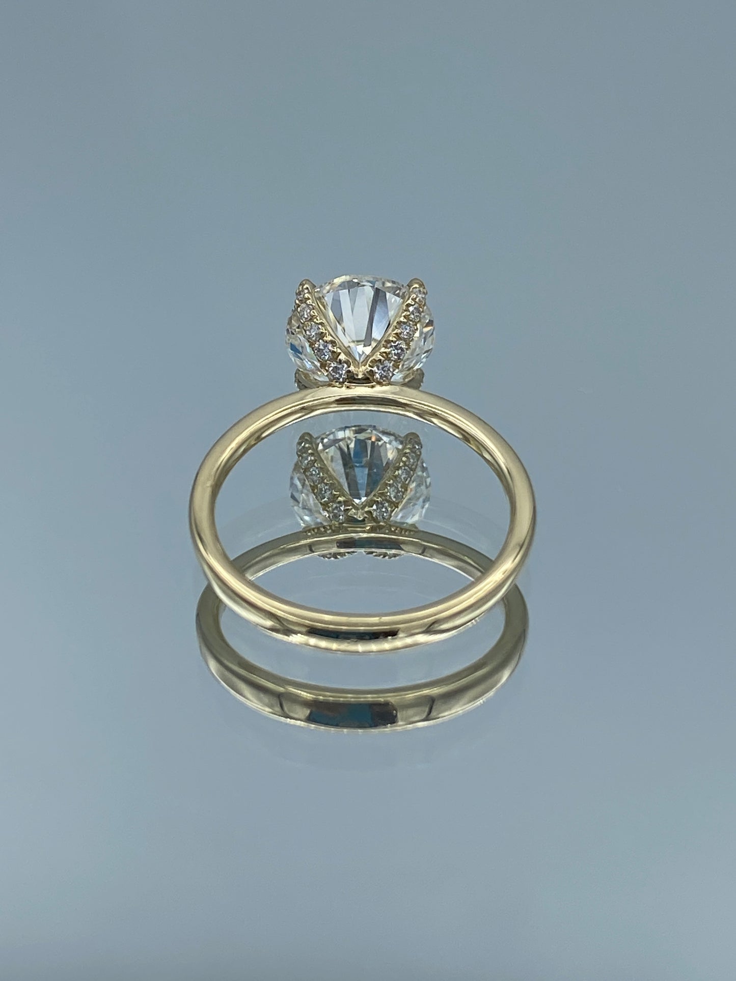 Round Brilliant-Cut Diamond Engagement Ring in 14K Yellow Gold - L and L Jewelry