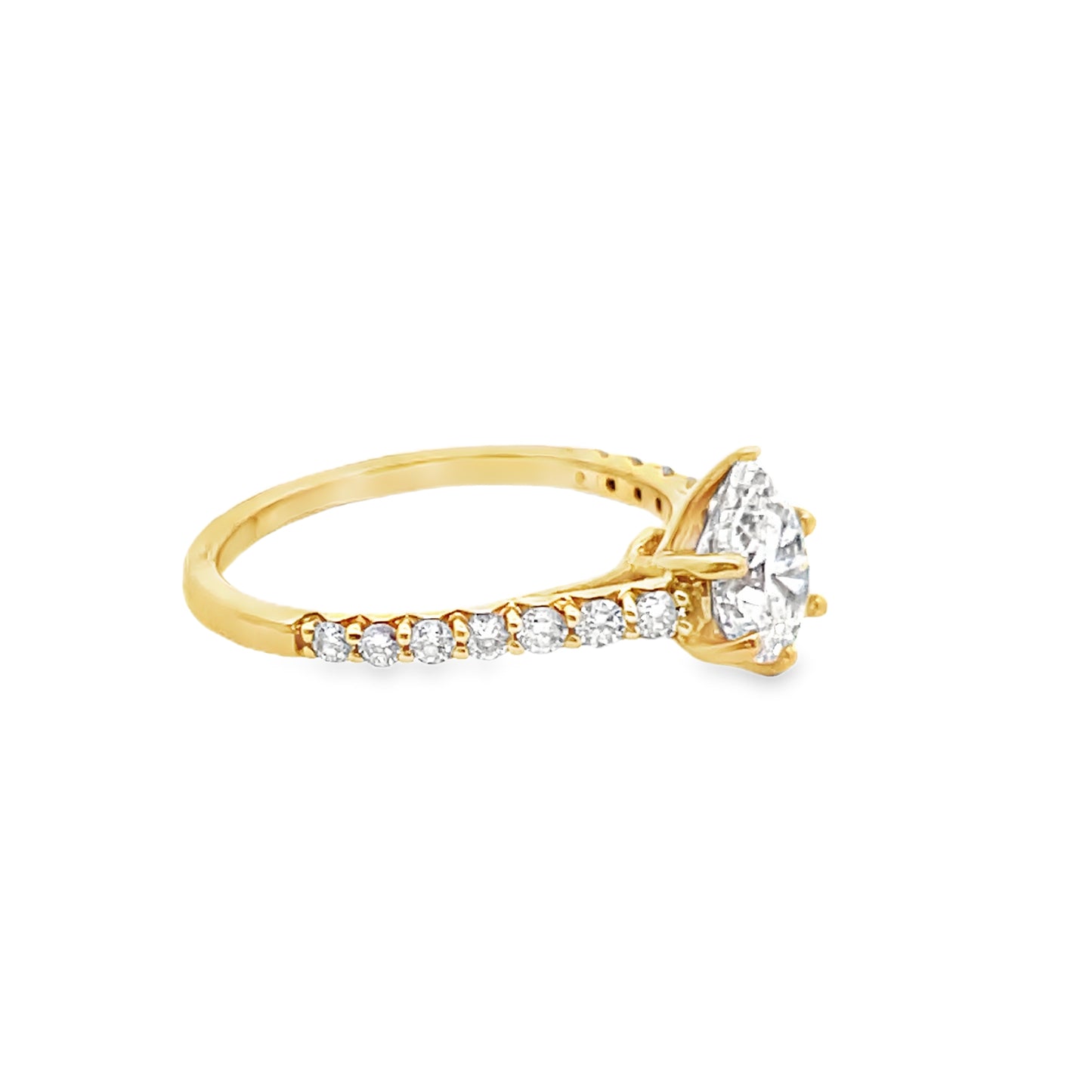 Pear-Shaped Diamond Engagement Ring in14K Yellow Gold