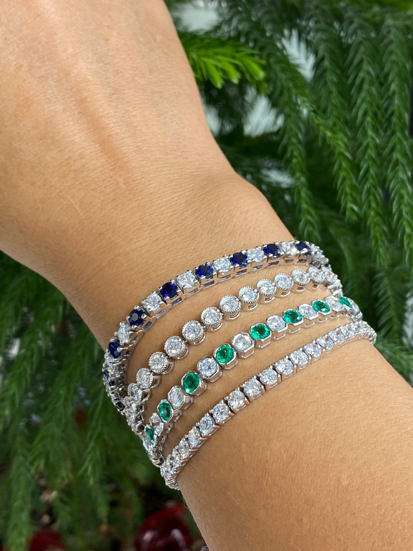Alternating Emerald and Diamond Tennis Bracelet in 14K White Gold
