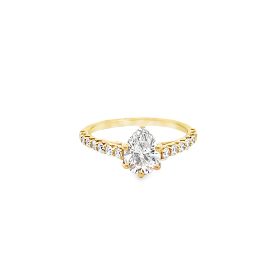 Pear-Shaped Diamond Engagement Ring in14K Yellow Gold