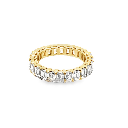 Emerald Cut Diamond Eternity Ring in 14K Yellow Gold