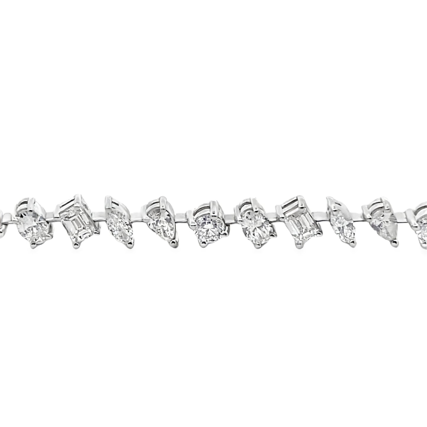 Alternating Diamond Cut Bracelet in 14K White or Yellow Gold