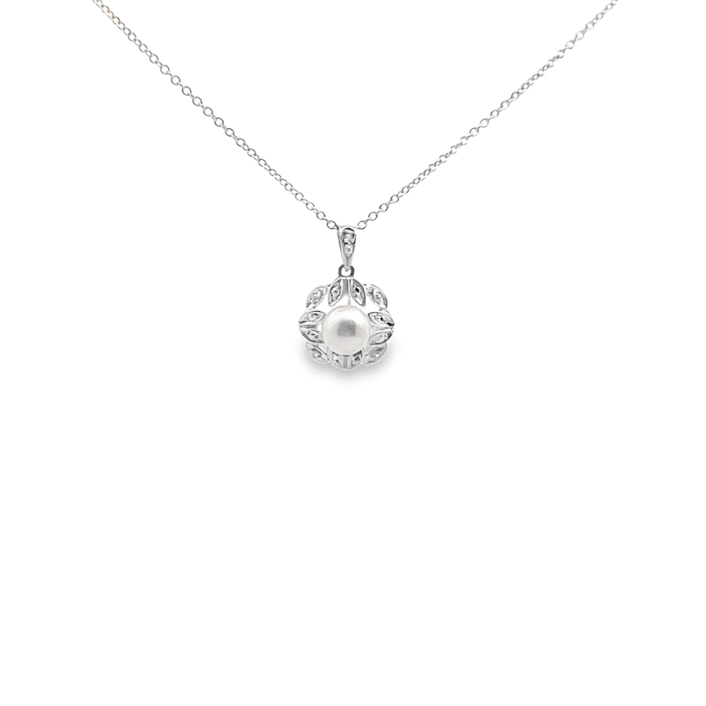 Pearl and Diamond White Gold Pendant Necklace