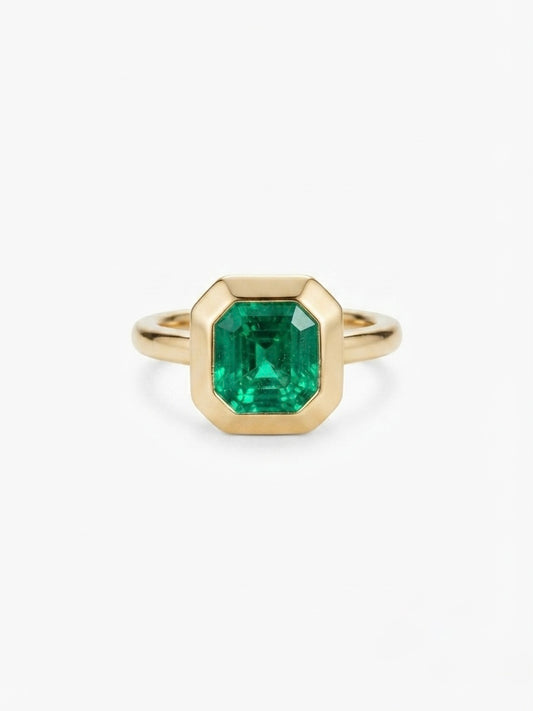 Zambian Green Emerald Bezel Statement Ring in 18K Gold