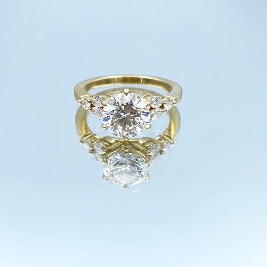 Lab Grown Round Brilliant-Cut Diamond Engagement Ring in 14K Yellow Ring - L and L Jewelry