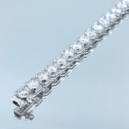 Round Brillant-Cut Diamond Tennis Bracelet in 18K White Gold - L and L Jewelry