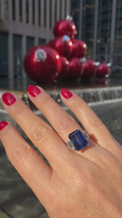 Three-Stone Tanzanite and Diamond Ring in 18K Yellow Gold