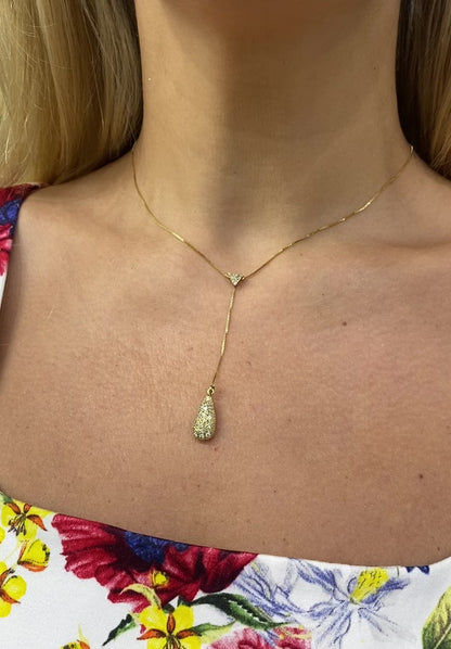 Teardrop Diamond Lariat Necklace in 18K Yellow Gold