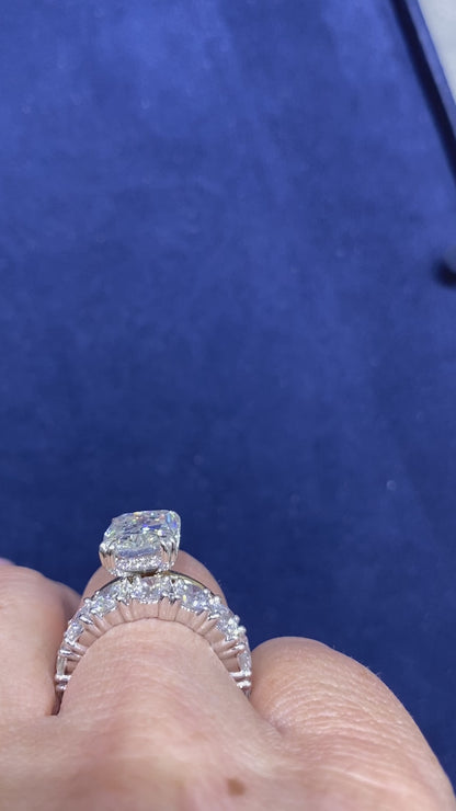 Solitaire Radiant-Cut Diamond Engagement Ring in 14K Yellow Gold