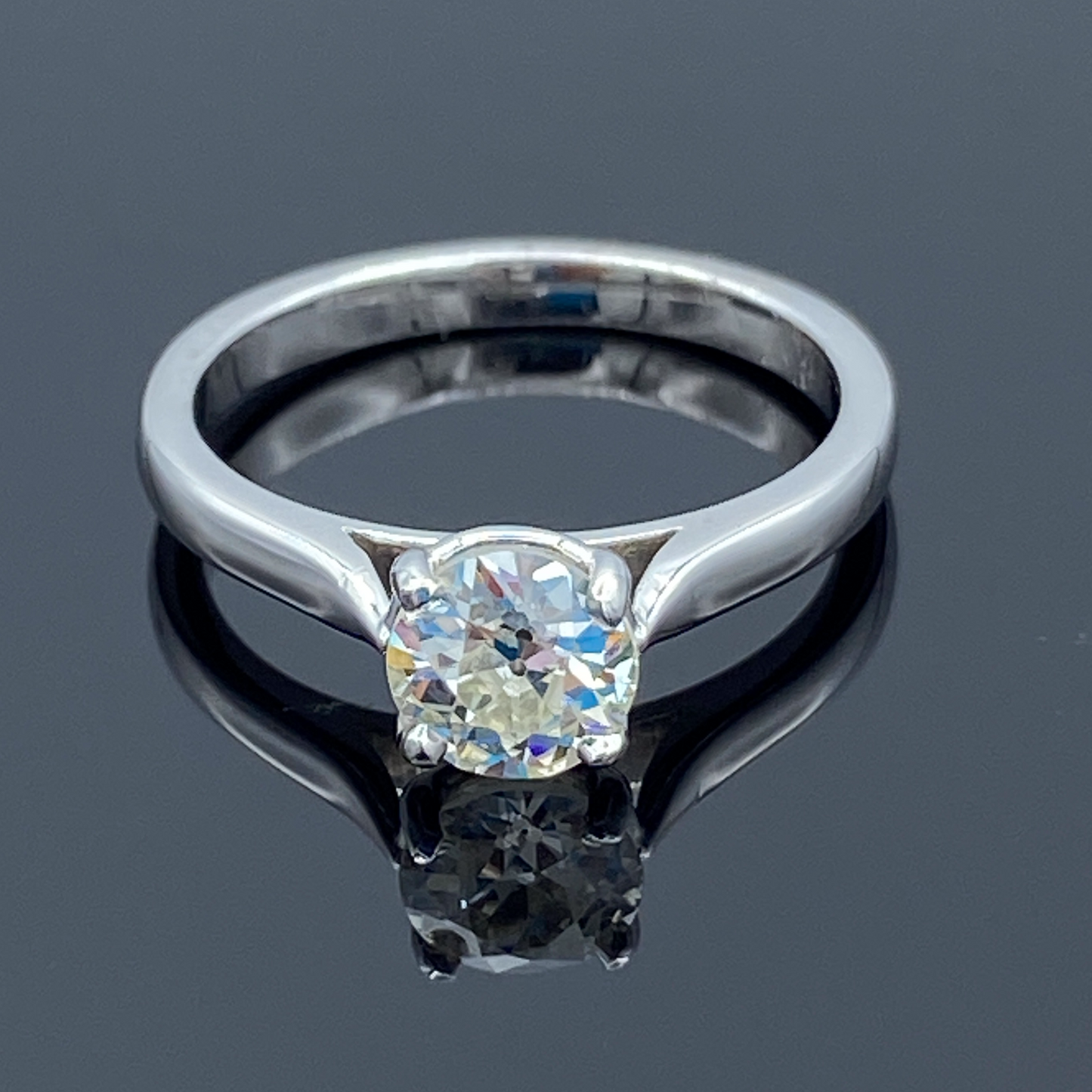 Round-Cut Diamond Engagement Ring in Platinum - L and L Jewelry