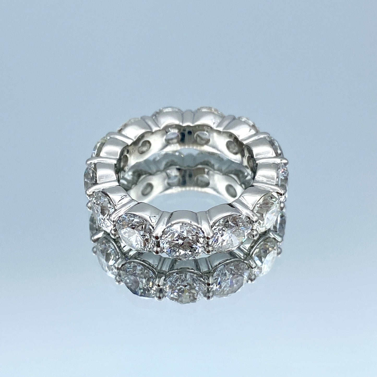 Round Brilliant-Cut Diamond Eternity Ring in Platinum - L and L Jewelry