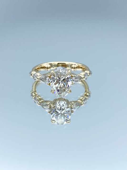 Oval-Cut Diamond Engagement Ring in 14K Yellow Gold - L and L Jewelry