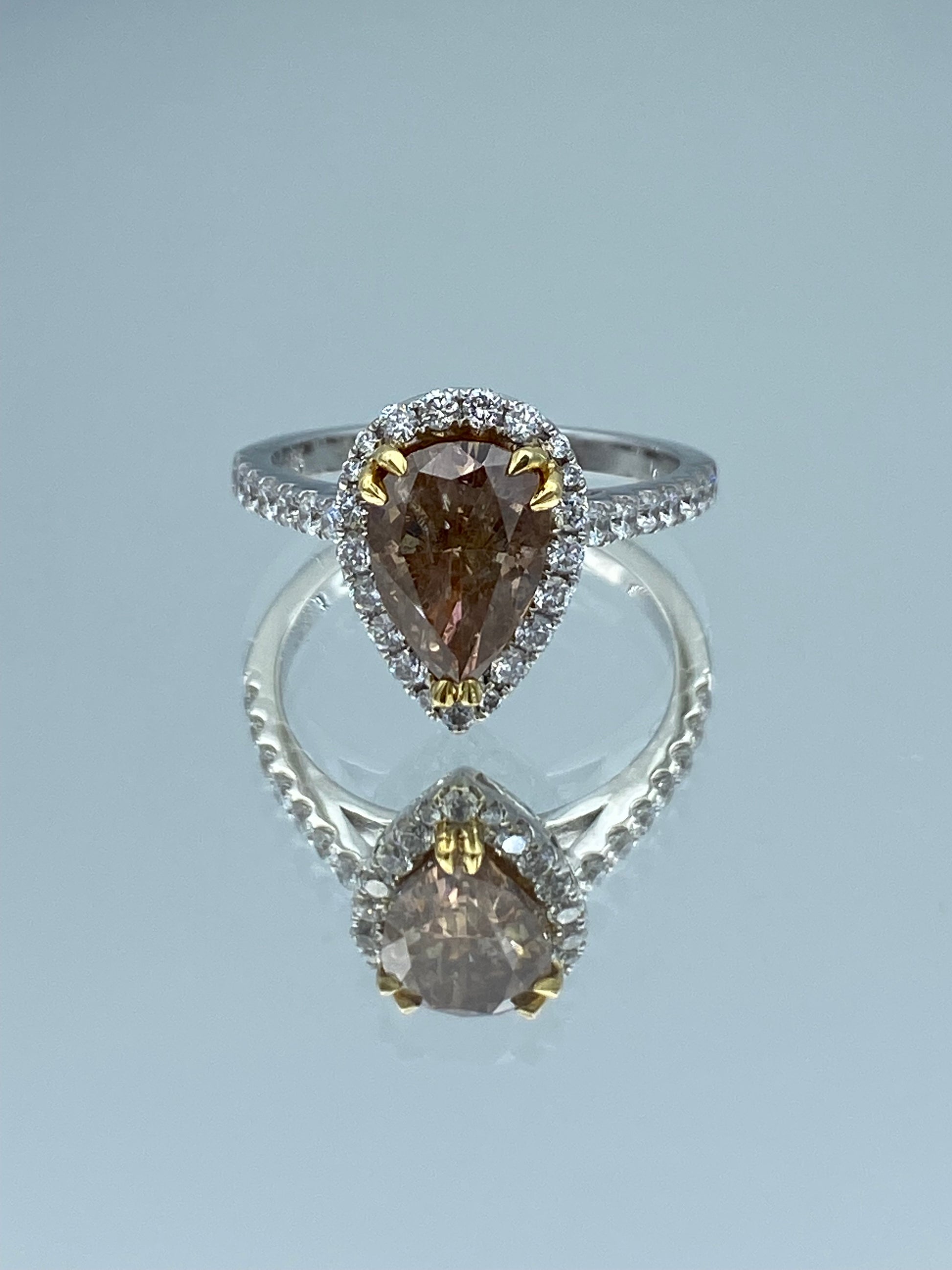 Pear-Shaped Pink Diamond Ring in 18K White Gold - L and L Jewelry